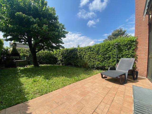 casa indipendente in vendita a Vertemate con Minoprio