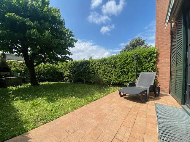 casa indipendente in vendita a Vertemate con Minoprio