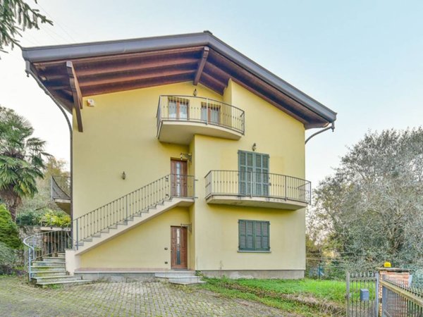 casa indipendente in vendita a Vertemate con Minoprio