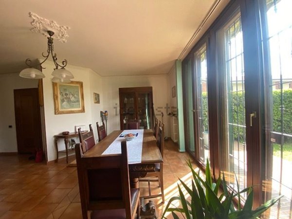 casa indipendente in vendita a Vertemate con Minoprio