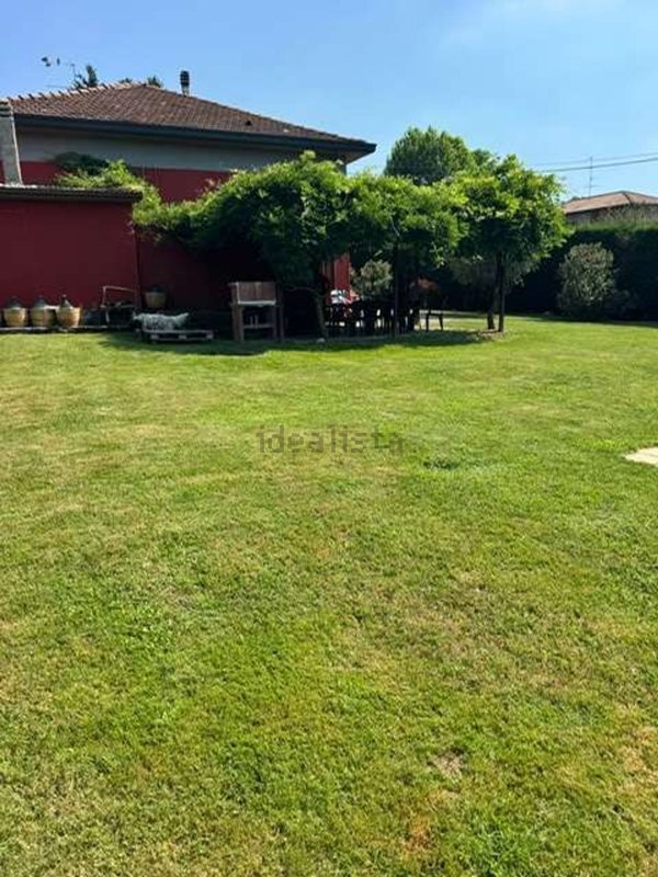 casa indipendente in vendita a Vertemate con Minoprio