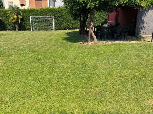 casa indipendente in vendita a Vertemate con Minoprio