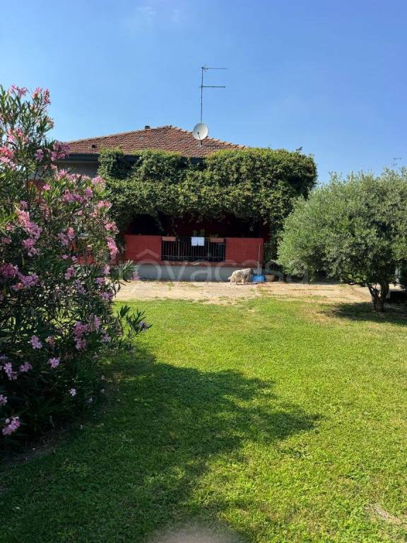 casa indipendente in vendita a Vertemate con Minoprio