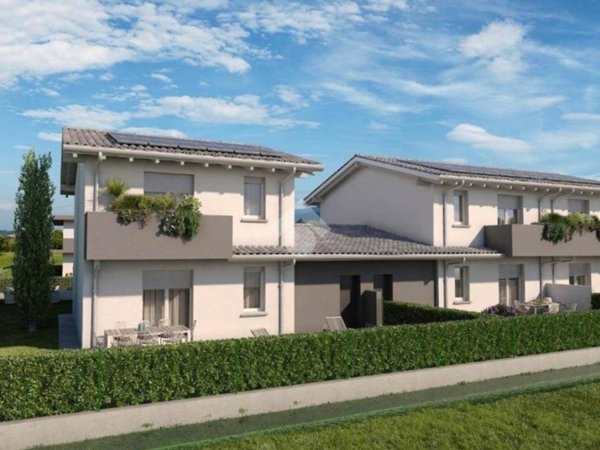 casa indipendente in vendita a Vertemate con Minoprio