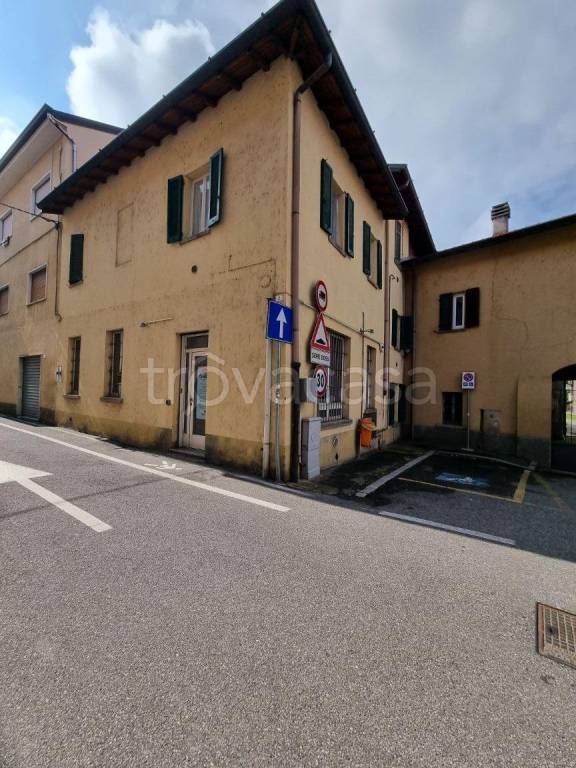 appartamento in vendita a Villa Guardia in zona Civello