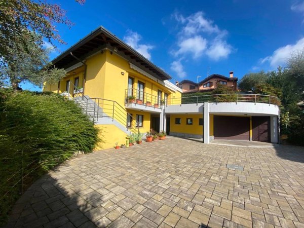 casa indipendente in vendita a Villa Guardia