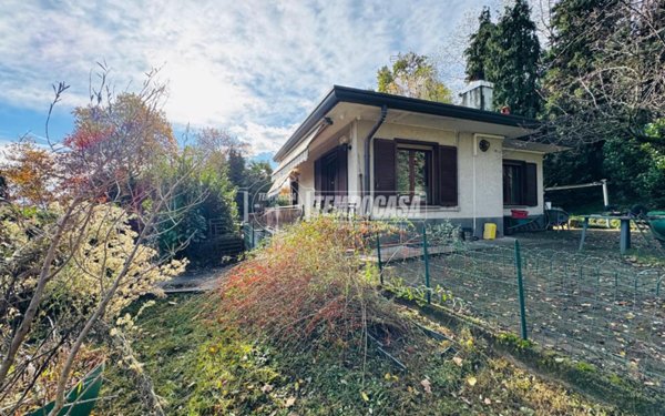 casa indipendente in vendita a Villa Guardia