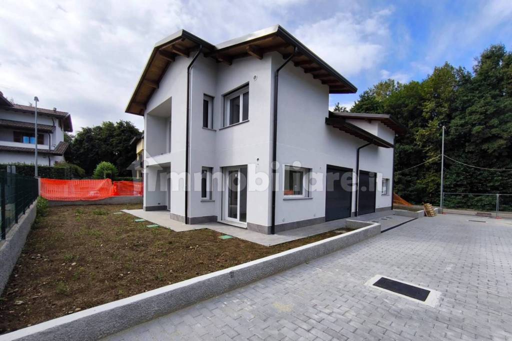 casa indipendente in vendita a Villa Guardia