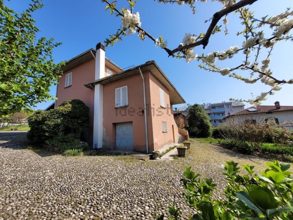 casa indipendente in vendita a Villa Guardia