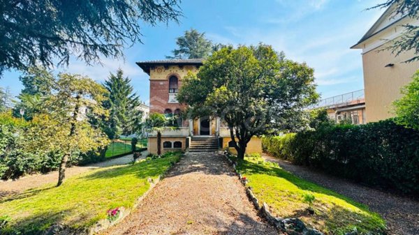 casa indipendente in vendita a Villa Guardia
