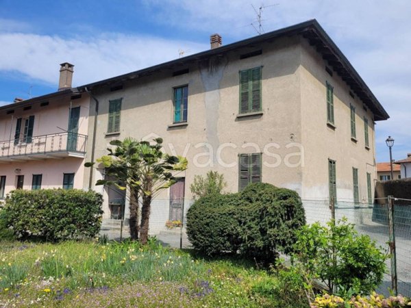 casa indipendente in vendita a Villa Guardia in zona Maccio
