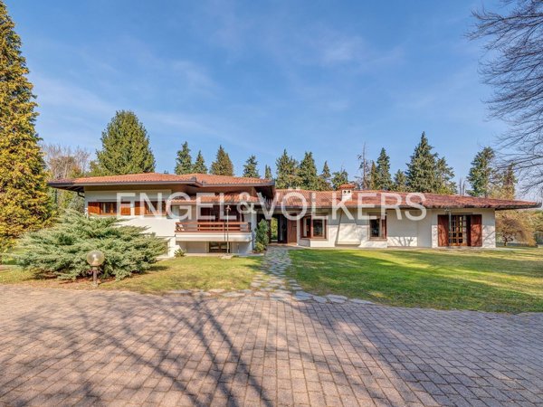 casa indipendente in vendita a Villa Guardia