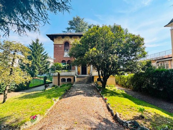 casa indipendente in vendita a Villa Guardia
