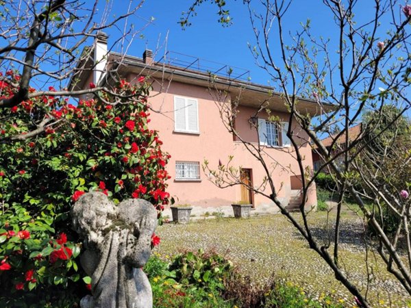 casa indipendente in vendita a Villa Guardia