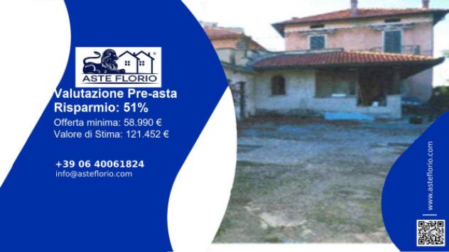 casa indipendente in vendita a Villa Guardia in zona Maccio