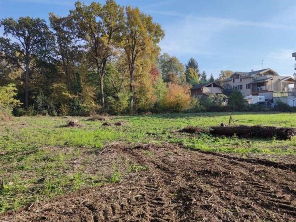 terreno agricolo in vendita a Villa Guardia in zona Maccio