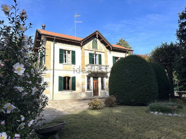 casa indipendente in vendita a Villa Guardia