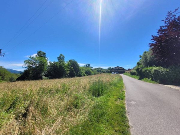 casa indipendente in vendita a Villa Guardia in zona Maccio