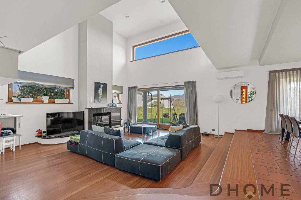 casa indipendente in vendita a Villa Guardia