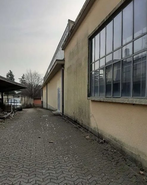 capannone in vendita a Villa Guardia