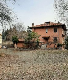 capannone in vendita a Villa Guardia