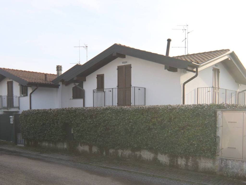 casa indipendente in vendita a Villa Guardia