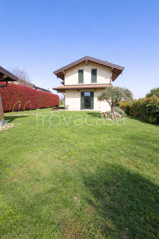 casa indipendente in vendita a Villa Guardia