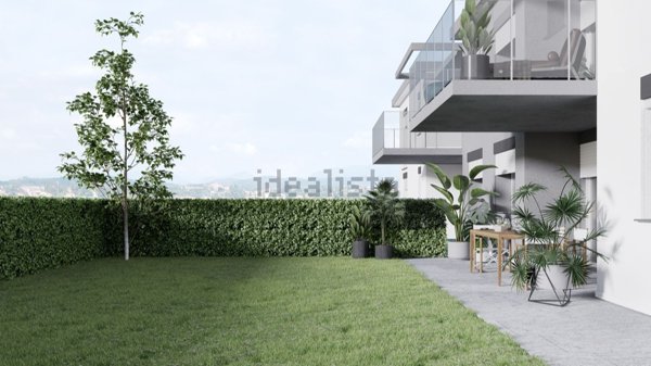 appartamento in vendita a Villa Guardia in zona Civello