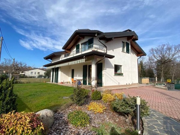 casa indipendente in vendita a Villa Guardia