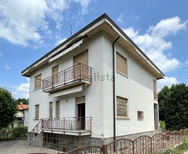 casa indipendente in vendita a Villa Guardia