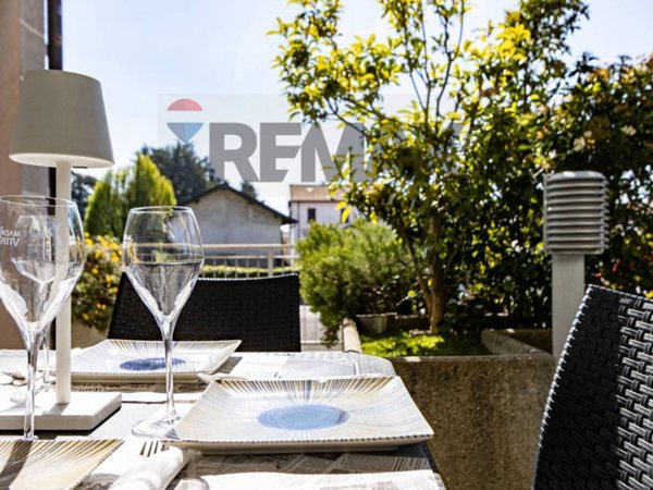 casa indipendente in vendita a Villa Guardia