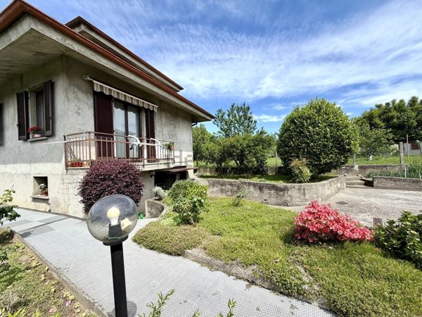 casa indipendente in vendita a Villa Guardia