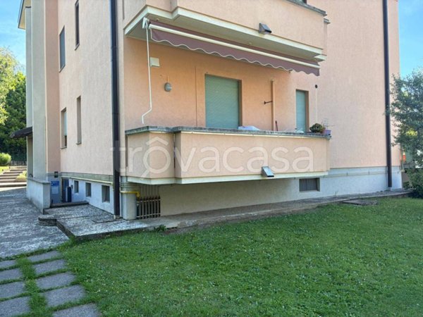 appartamento in vendita a Villa Guardia in zona Civello