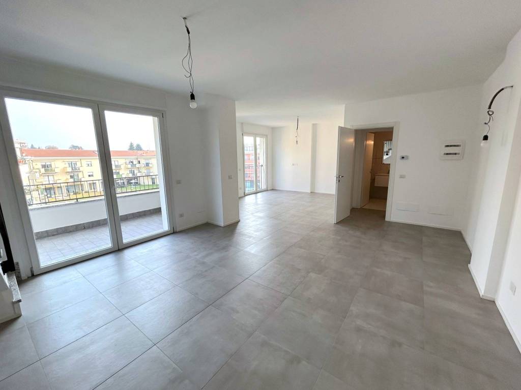 appartamento in vendita a Villa Guardia in zona Masano
