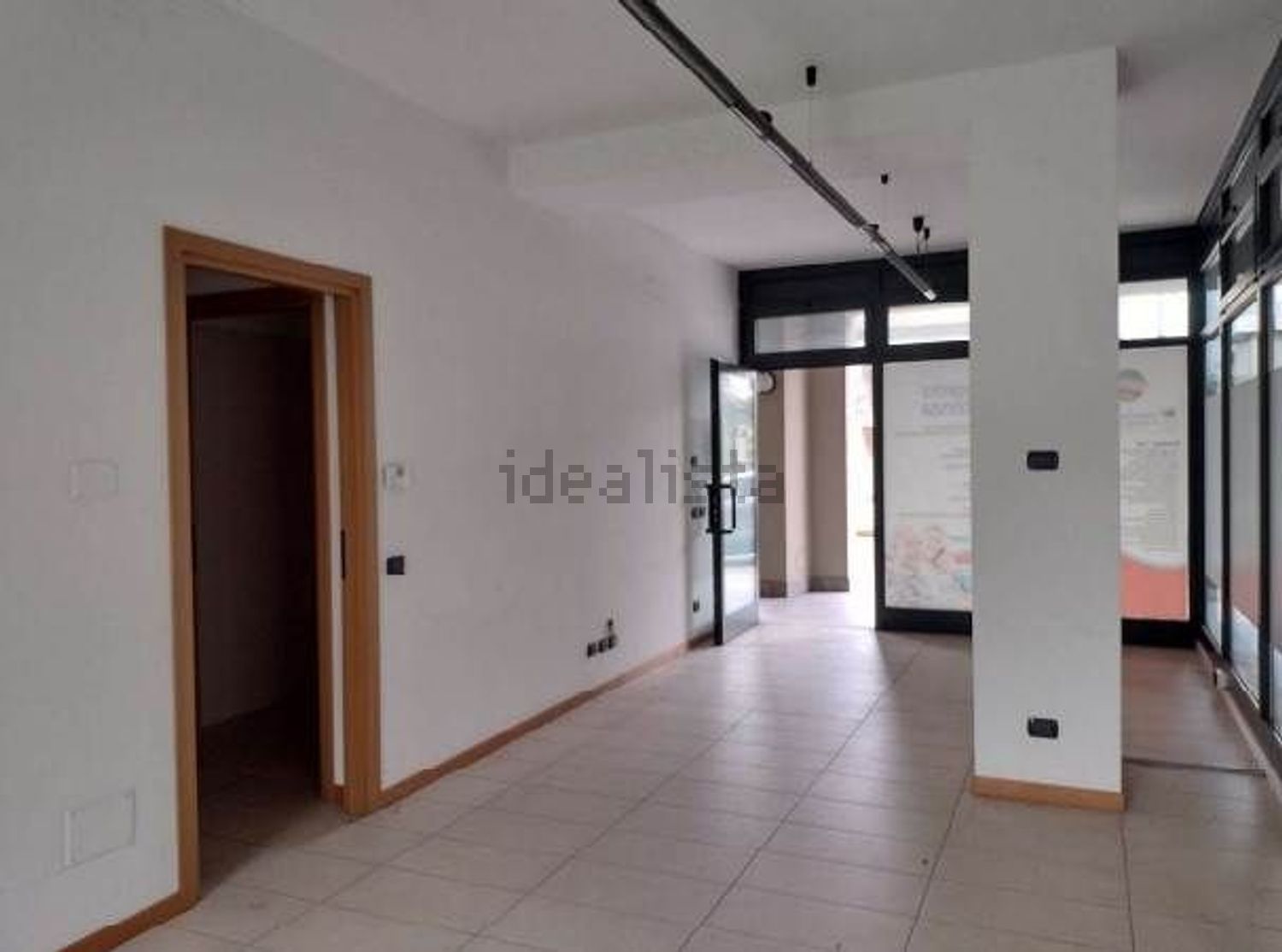 casa indipendente in vendita a Villa Guardia in zona Masano