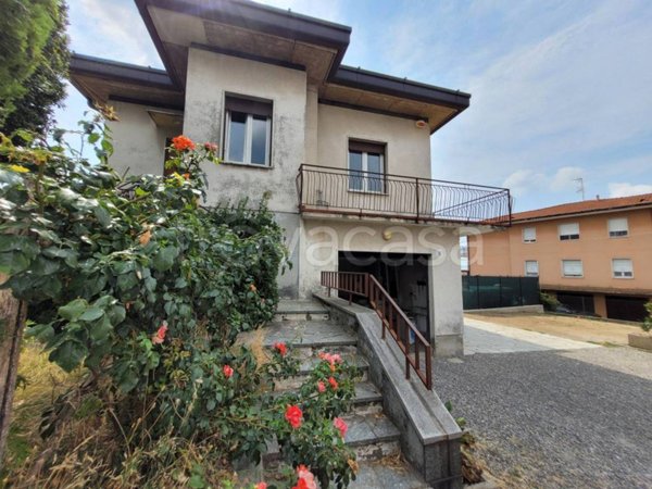 appartamento in vendita a Villa Guardia in zona Civello