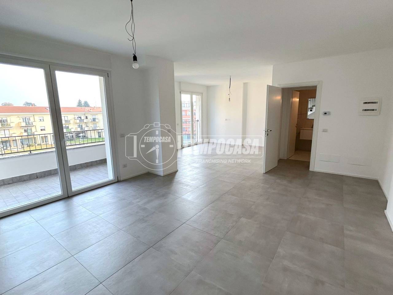 appartamento in vendita a Villa Guardia in zona Masano