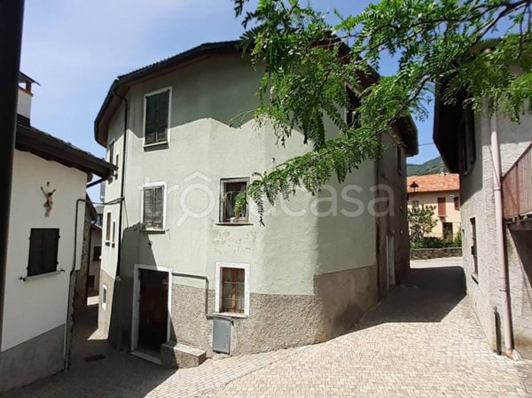 casa indipendente in vendita a Zelbio