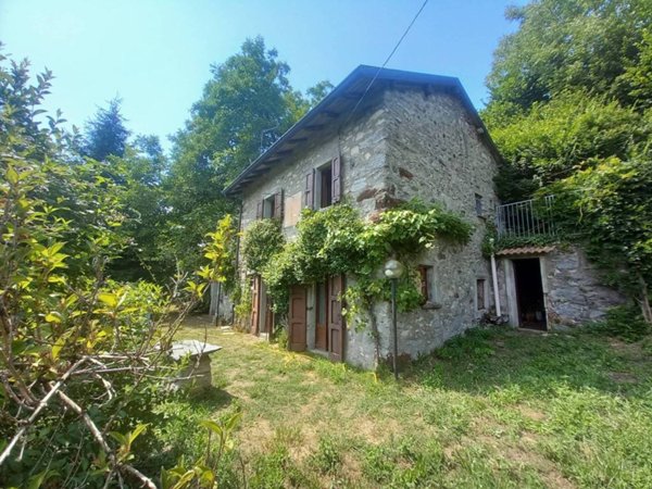 casa indipendente in vendita a Zelbio