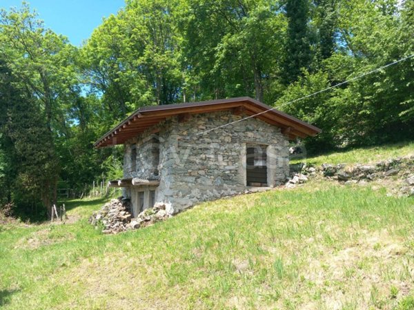 casa indipendente in vendita a Zelbio