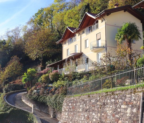 casa indipendente in vendita a San Siro