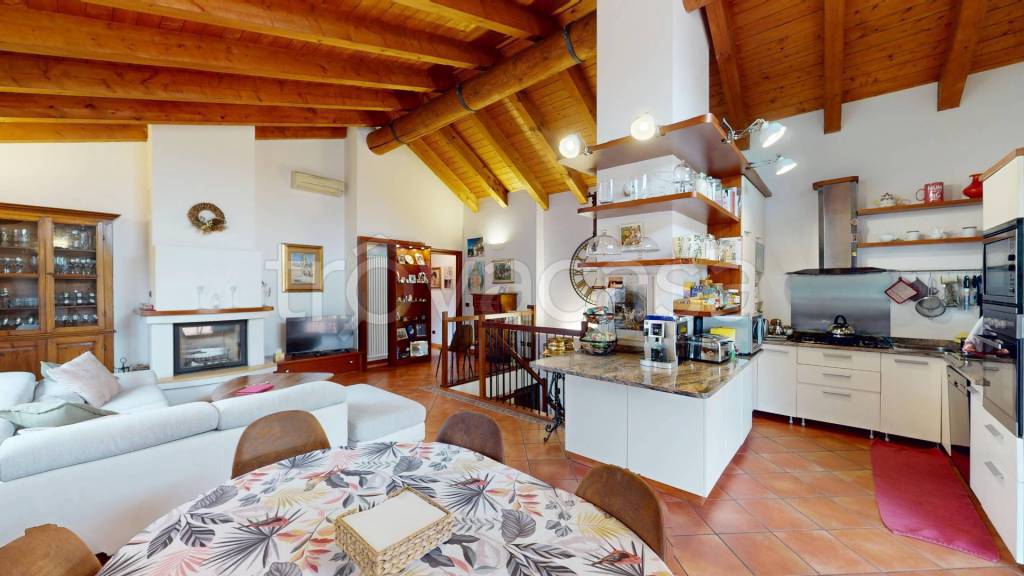 casa indipendente in vendita a San Siro