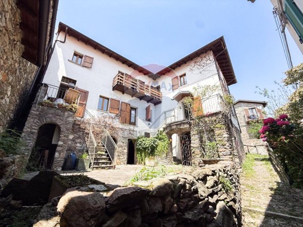 casa indipendente in vendita a San Siro