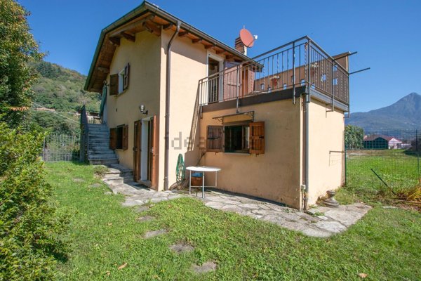 casa indipendente in vendita a San Siro