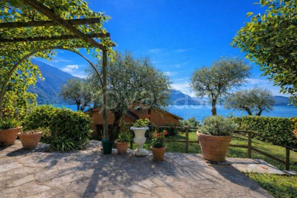 villa in vendita a San Siro