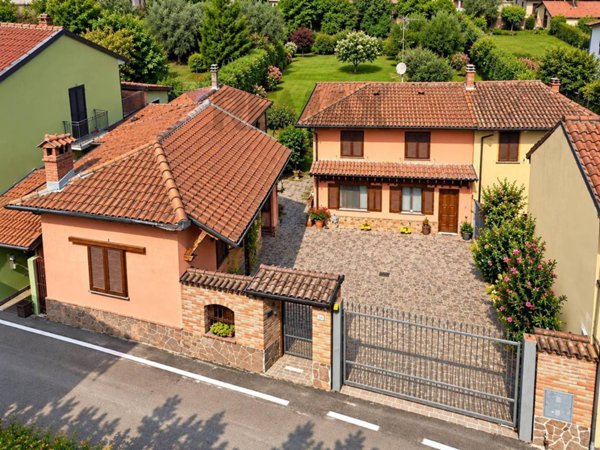 casa indipendente in vendita a San Siro