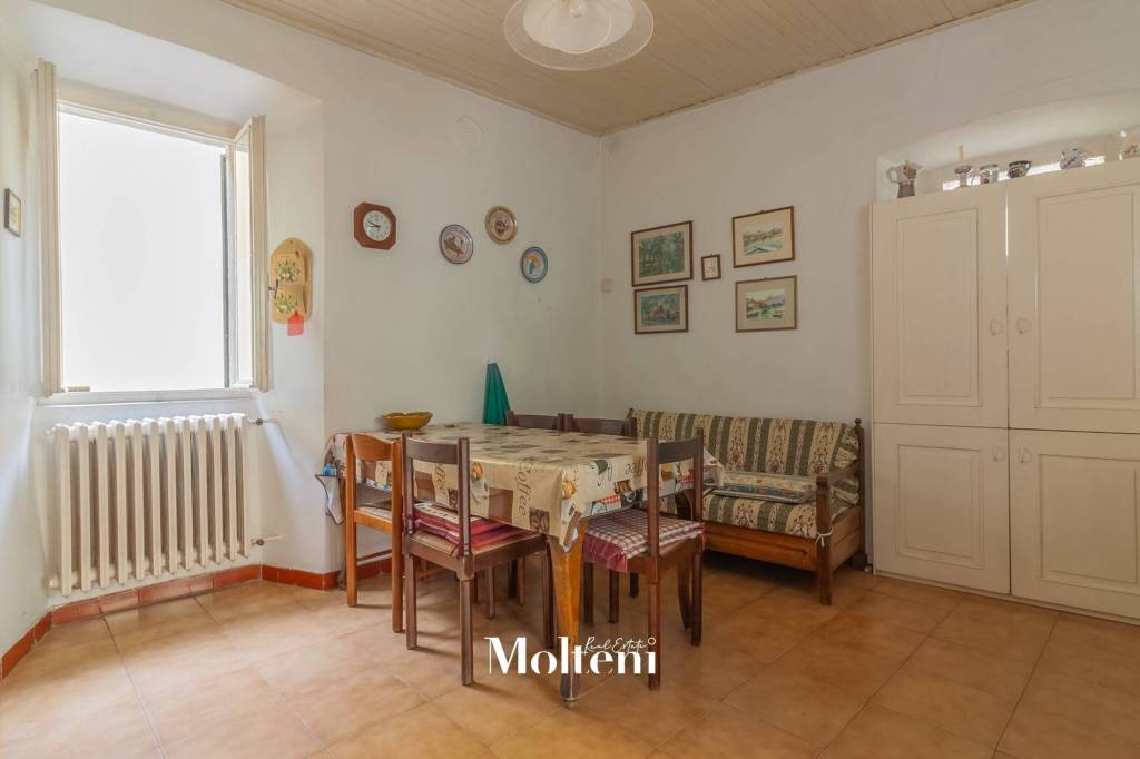 casa indipendente in vendita a Gravedona ed Uniti in zona Gravedona