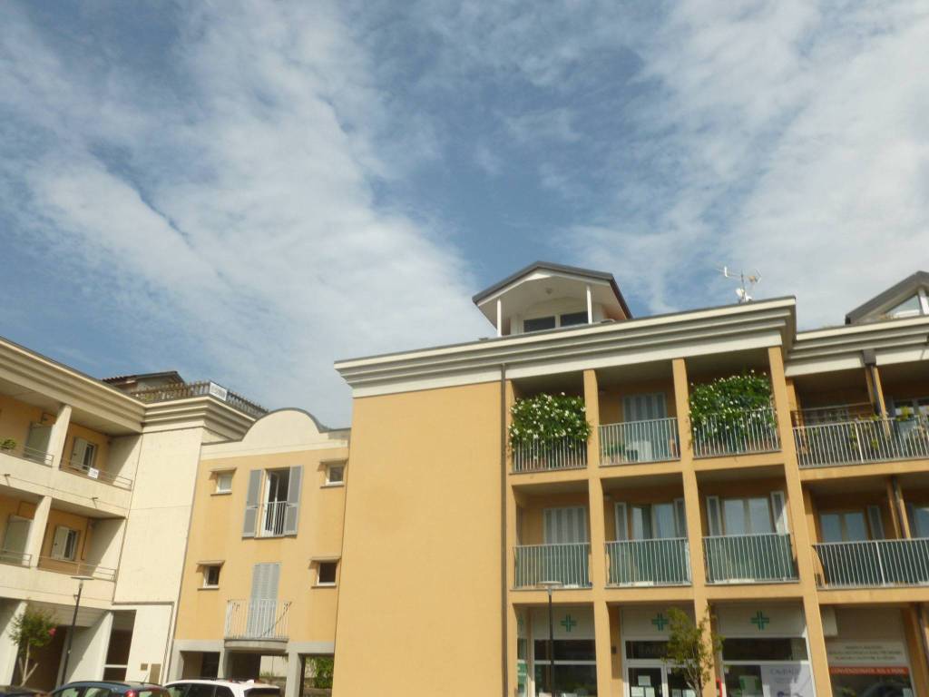 appartamento in vendita a Gravedona ed Uniti