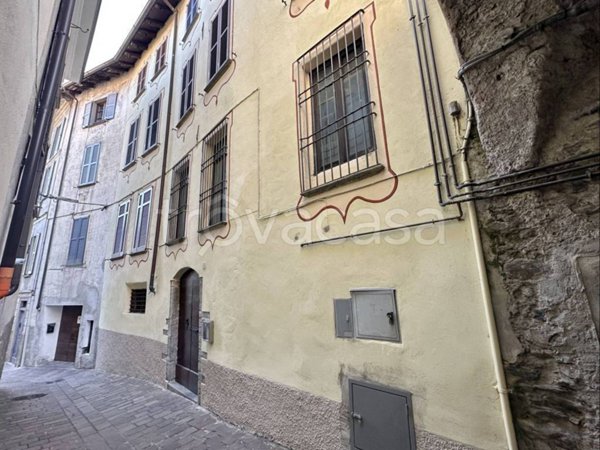 appartamento in vendita a Gravedona ed Uniti