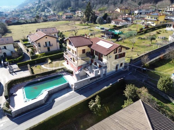 appartamento in vendita a Gravedona ed Uniti in zona Gravedona